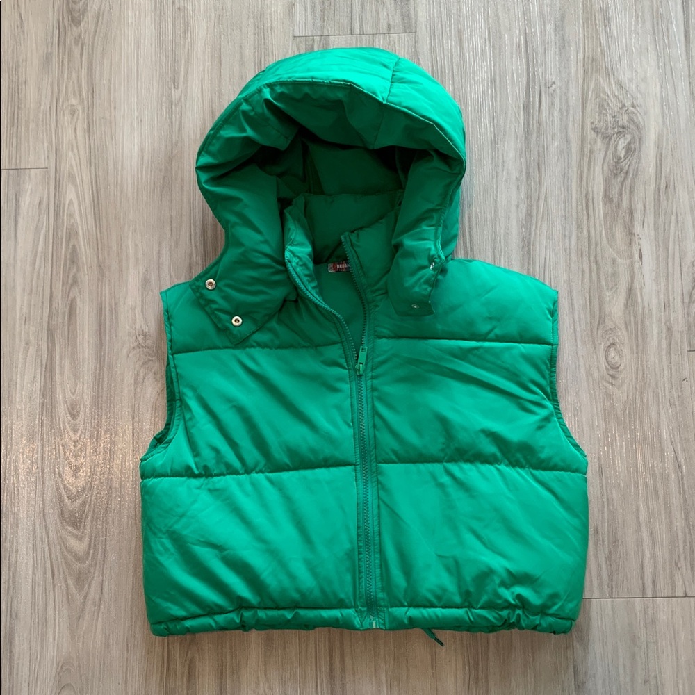 Urban Outfitters Bottega Green Puffer Jacket Vest Funnel Neck